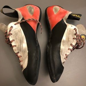 La sportiva finale climbing shoes 40.5